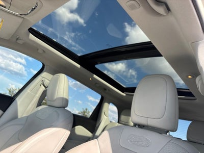 2019 Jeep Cherokee Overland