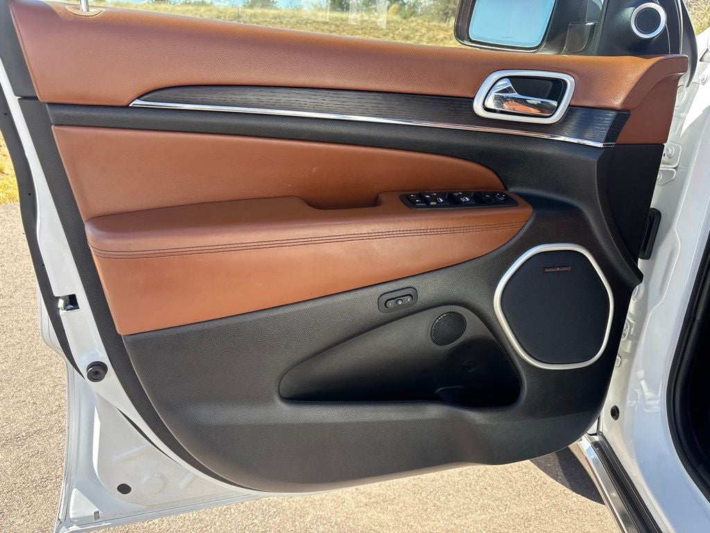 2020 Jeep Grand Cherokee Summit