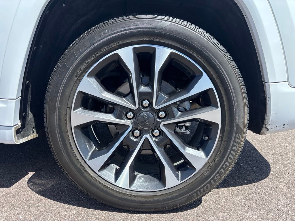 2022 Jeep Grand Cherokee Overland