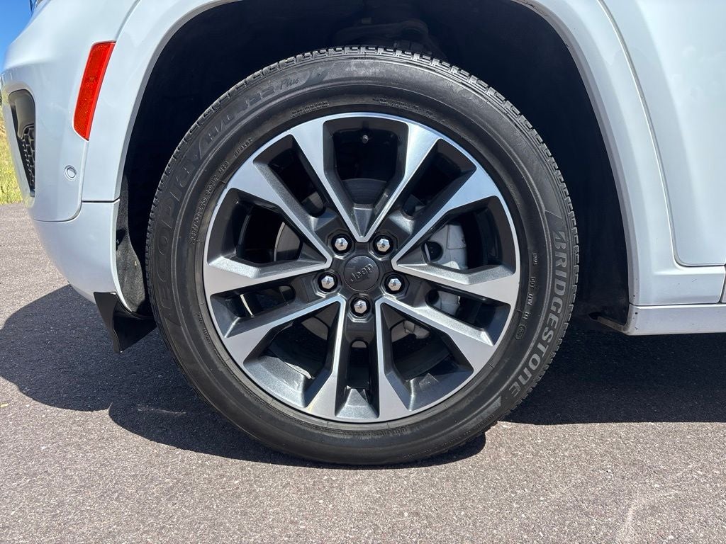 2022 Jeep Grand Cherokee Overland