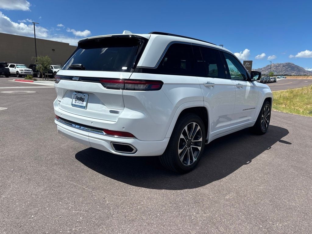 2022 Jeep Grand Cherokee Overland