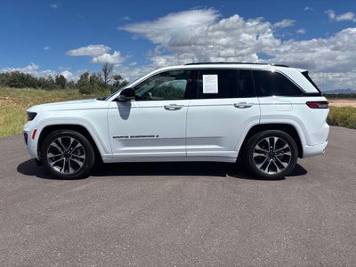 2022 Jeep Grand Cherokee Overland