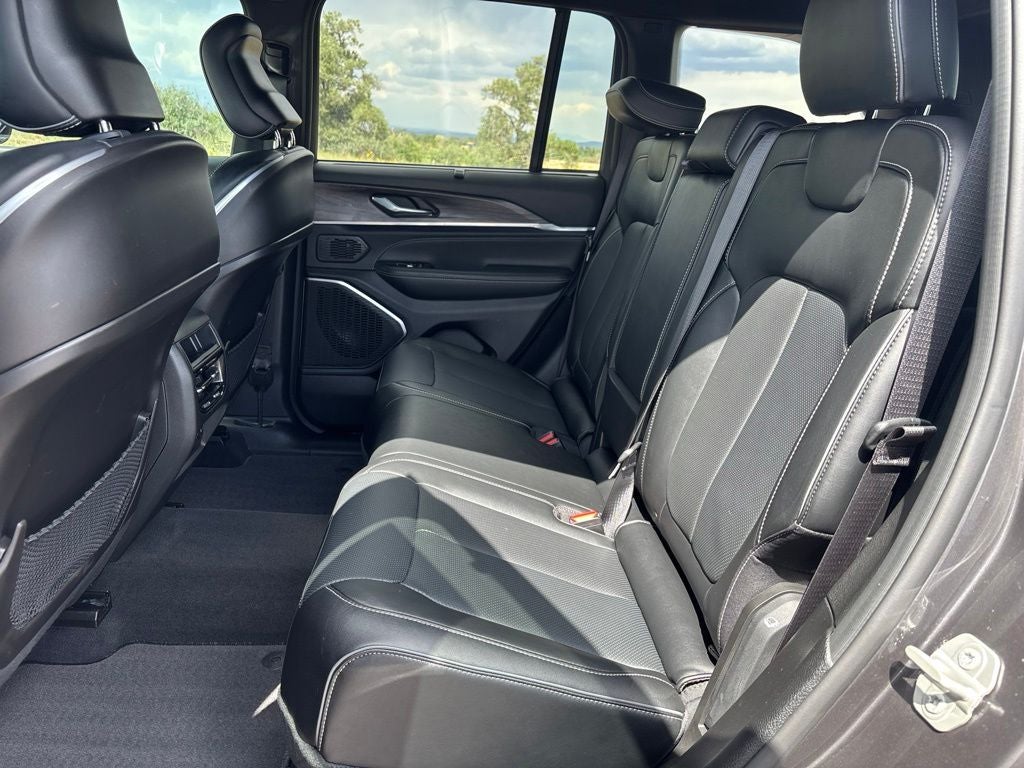 2024 Jeep Grand Cherokee Overland