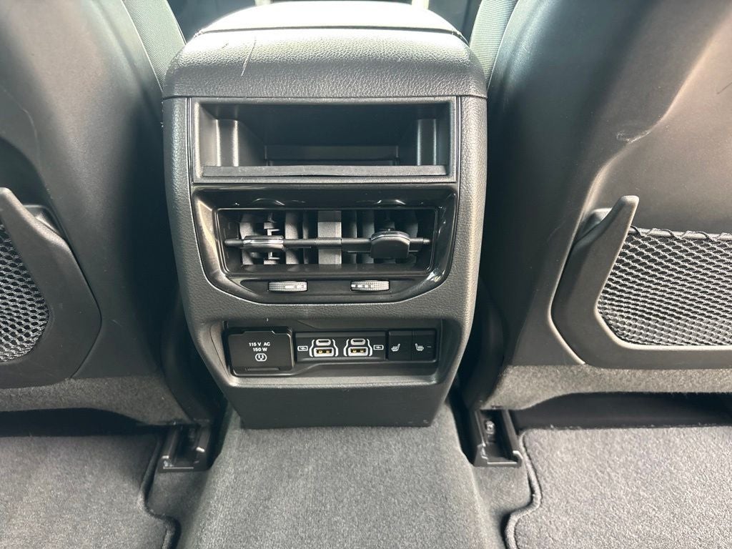 2024 Jeep Grand Cherokee Overland