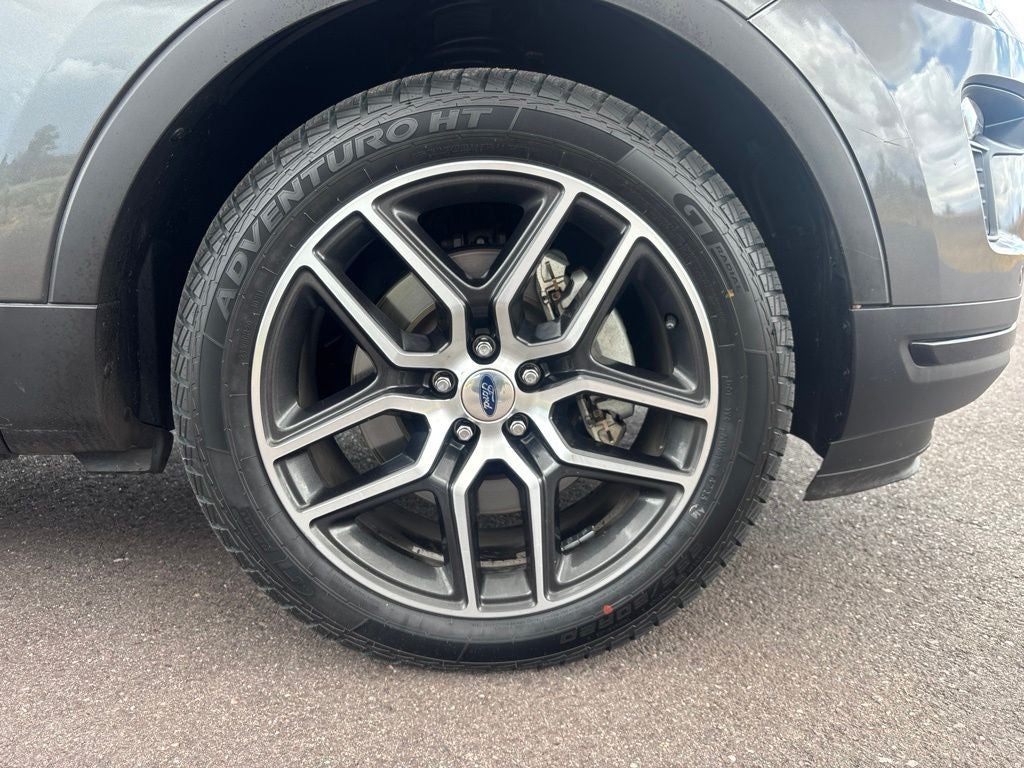 2019 Ford Explorer Sport