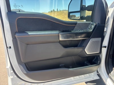 2024 Ford F-350SD Platinum