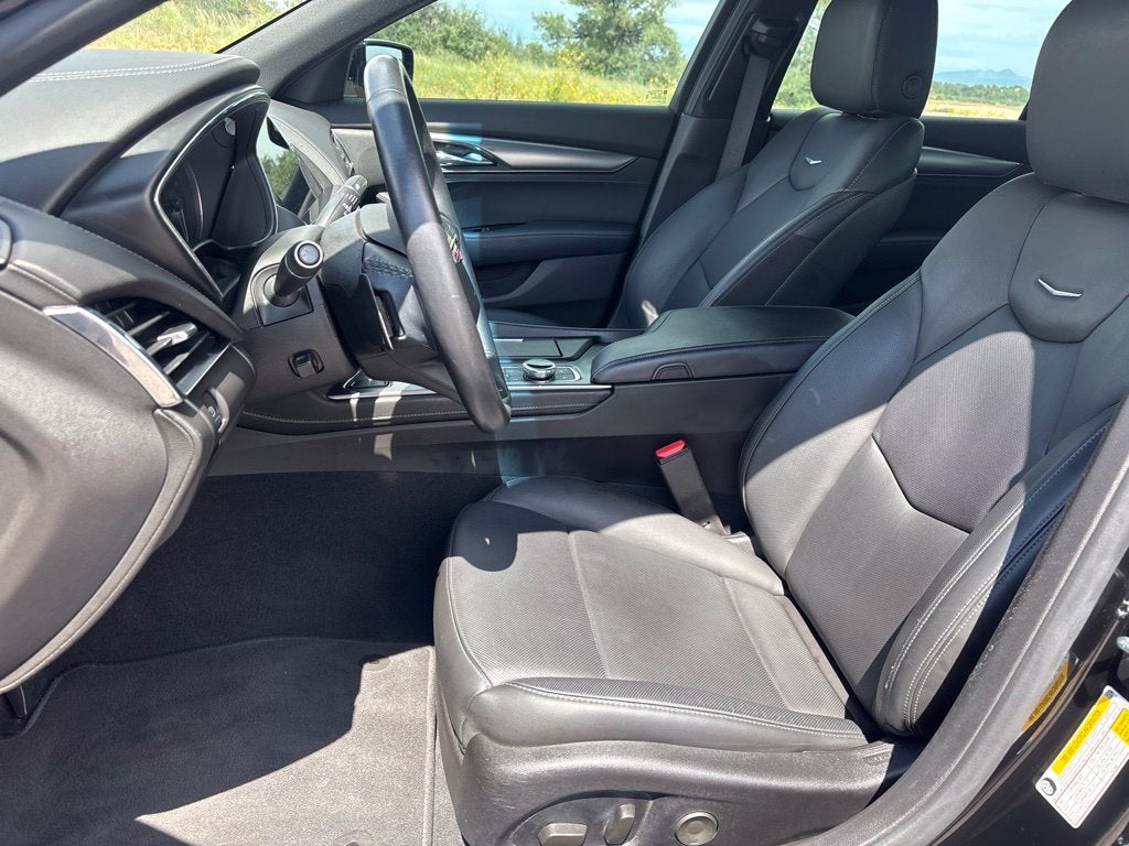 2023 Cadillac CT5 Premium Luxury