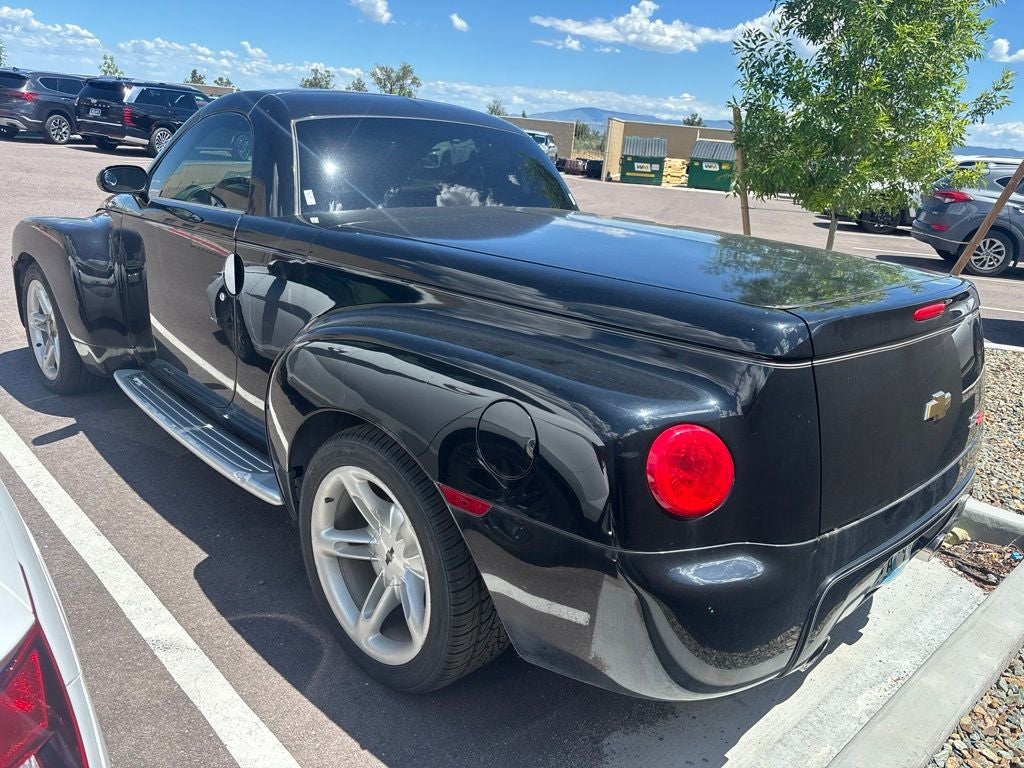 2004 Chevrolet SSR Base