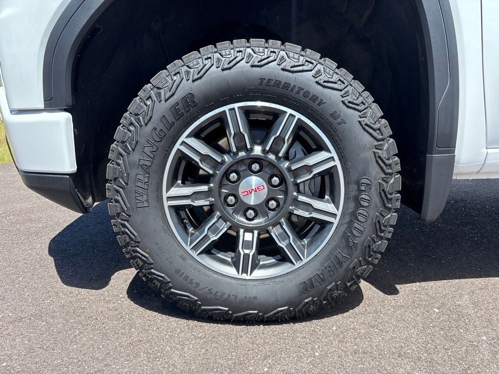 2025 GMC Sierra 1500 AT4