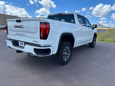 2025 GMC Sierra 1500 AT4