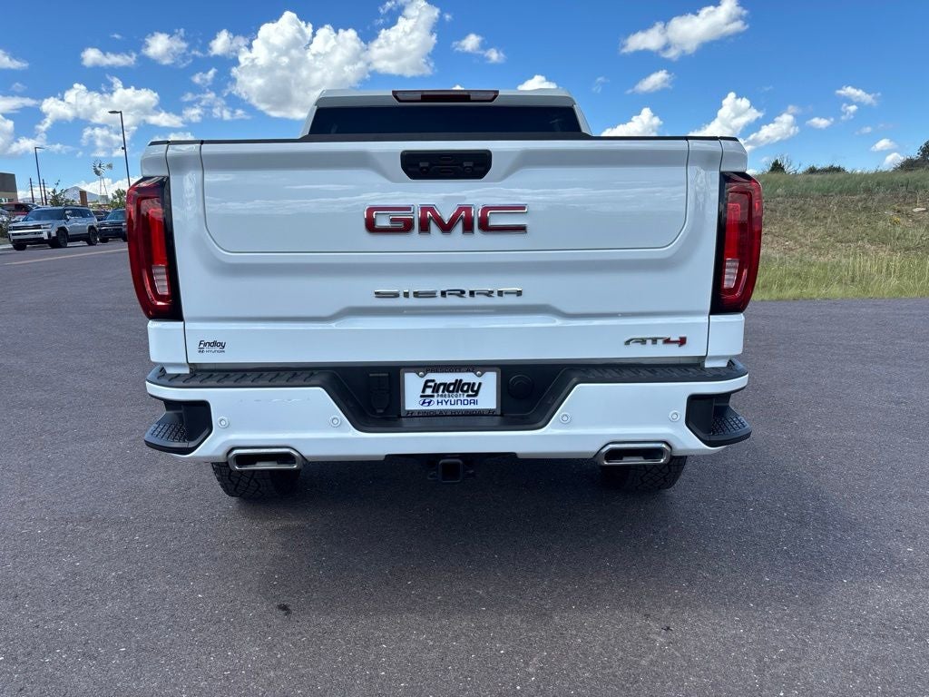 2025 GMC Sierra 1500 AT4