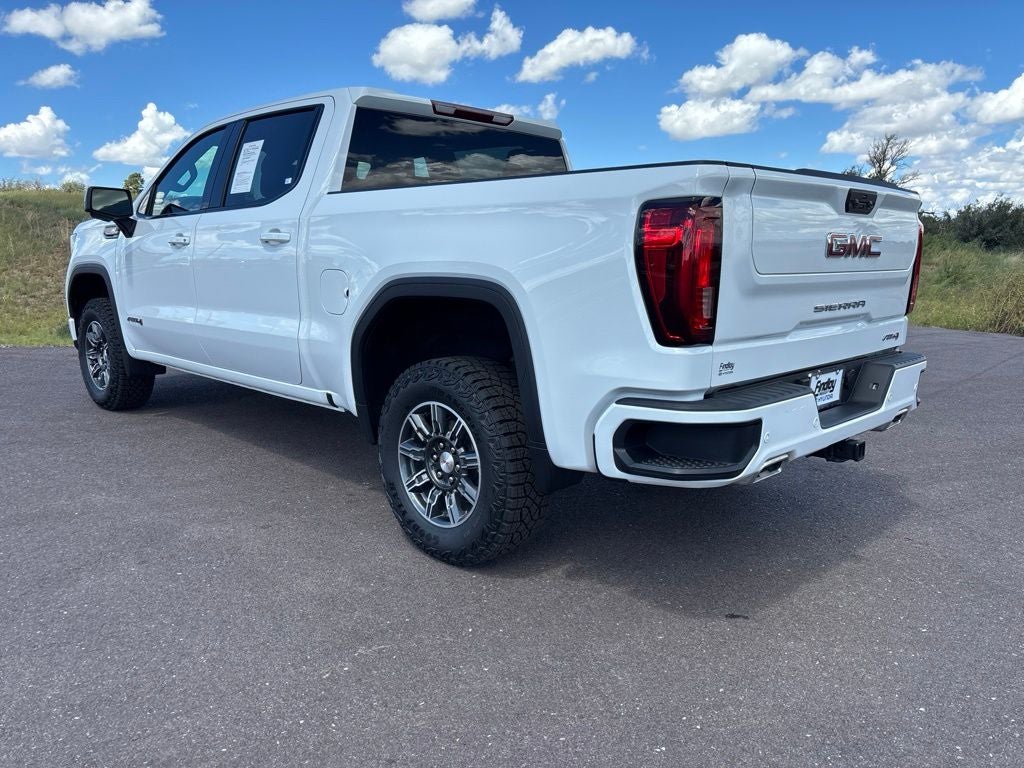 2025 GMC Sierra 1500 AT4