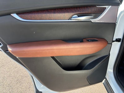 2024 Cadillac XT5 Sport