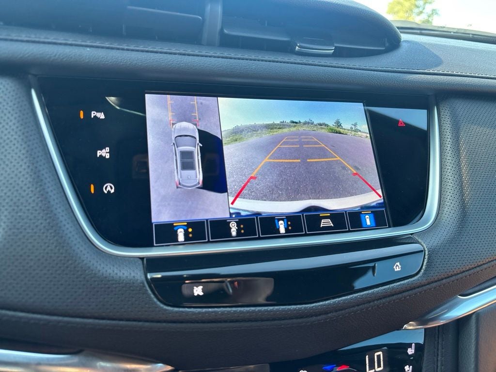 2024 Cadillac XT5 Sport