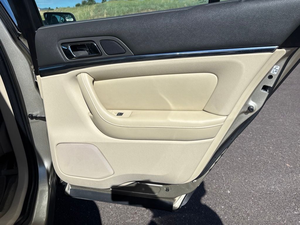 2011 Lincoln MKS Base