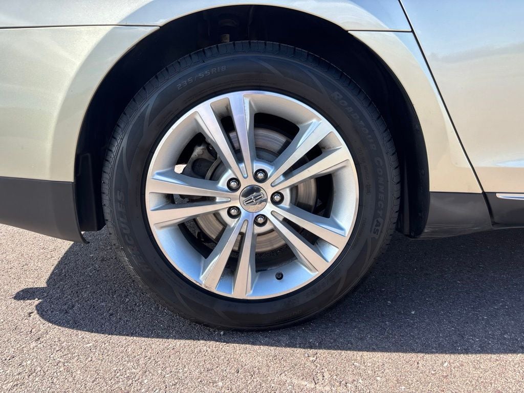 2011 Lincoln MKS Base