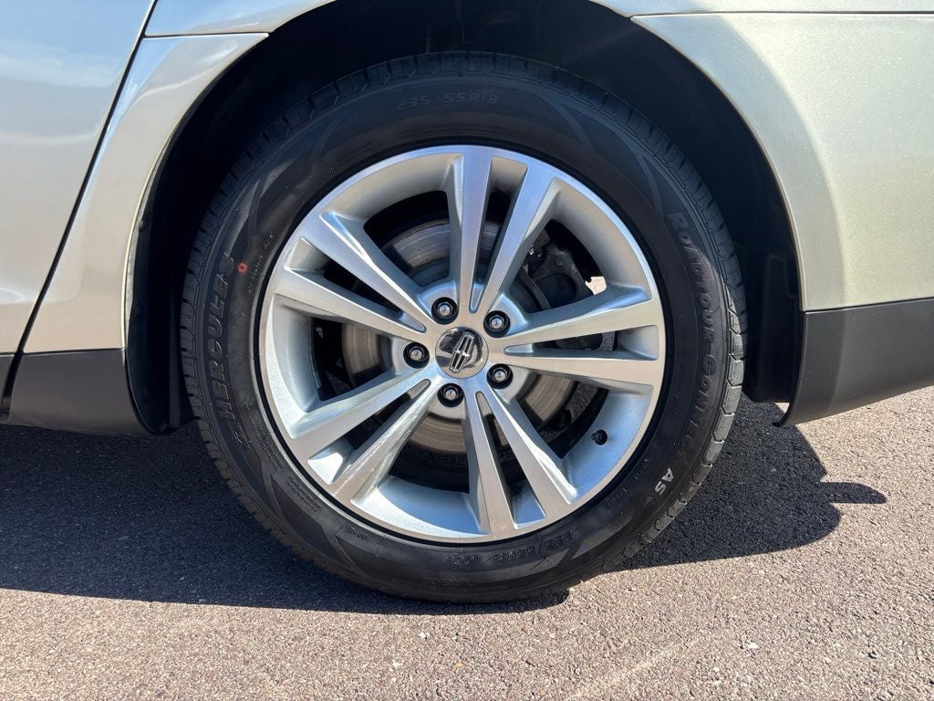 2011 Lincoln MKS Base