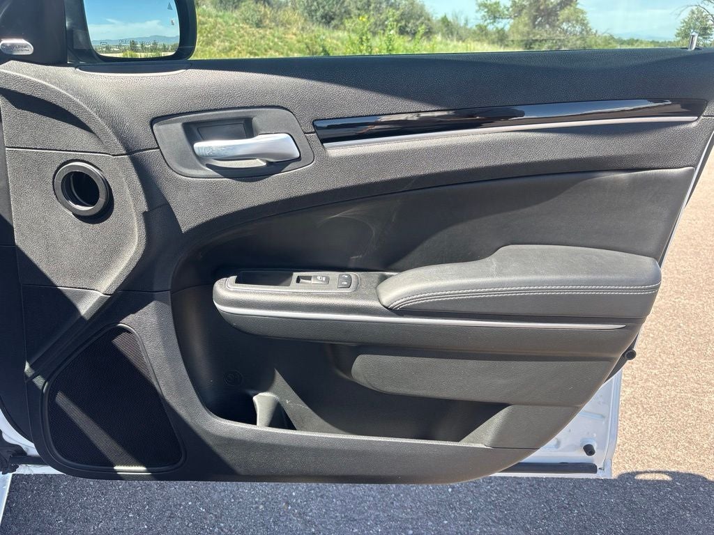 2023 Chrysler 300 S