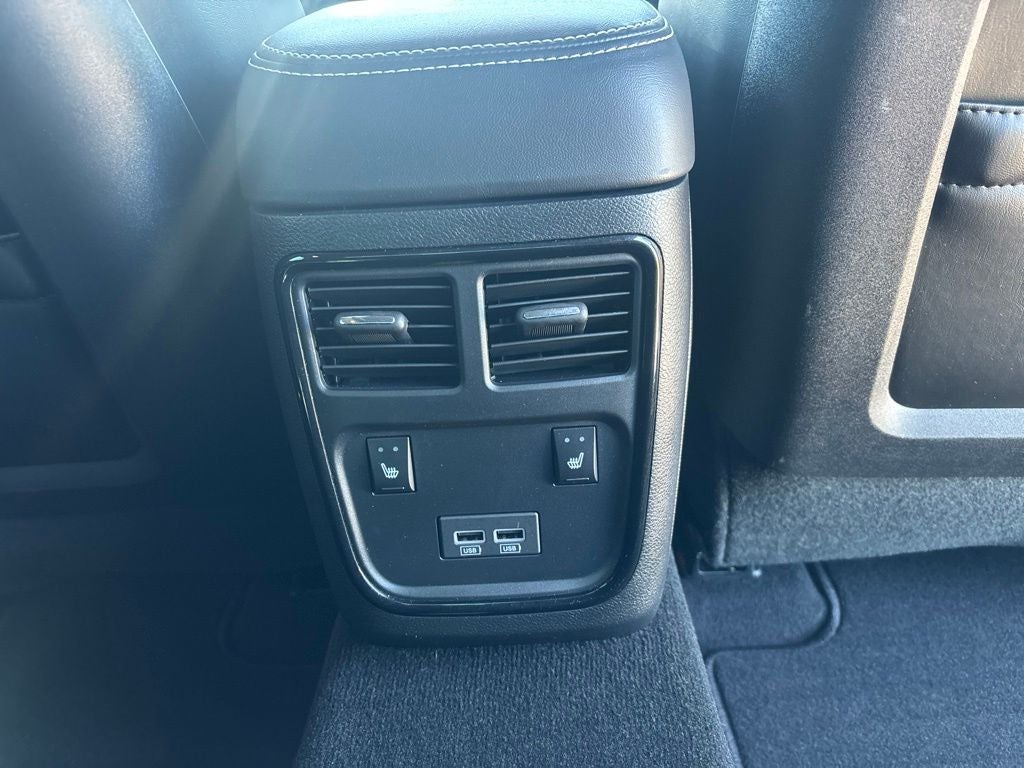 2023 Chrysler 300 S