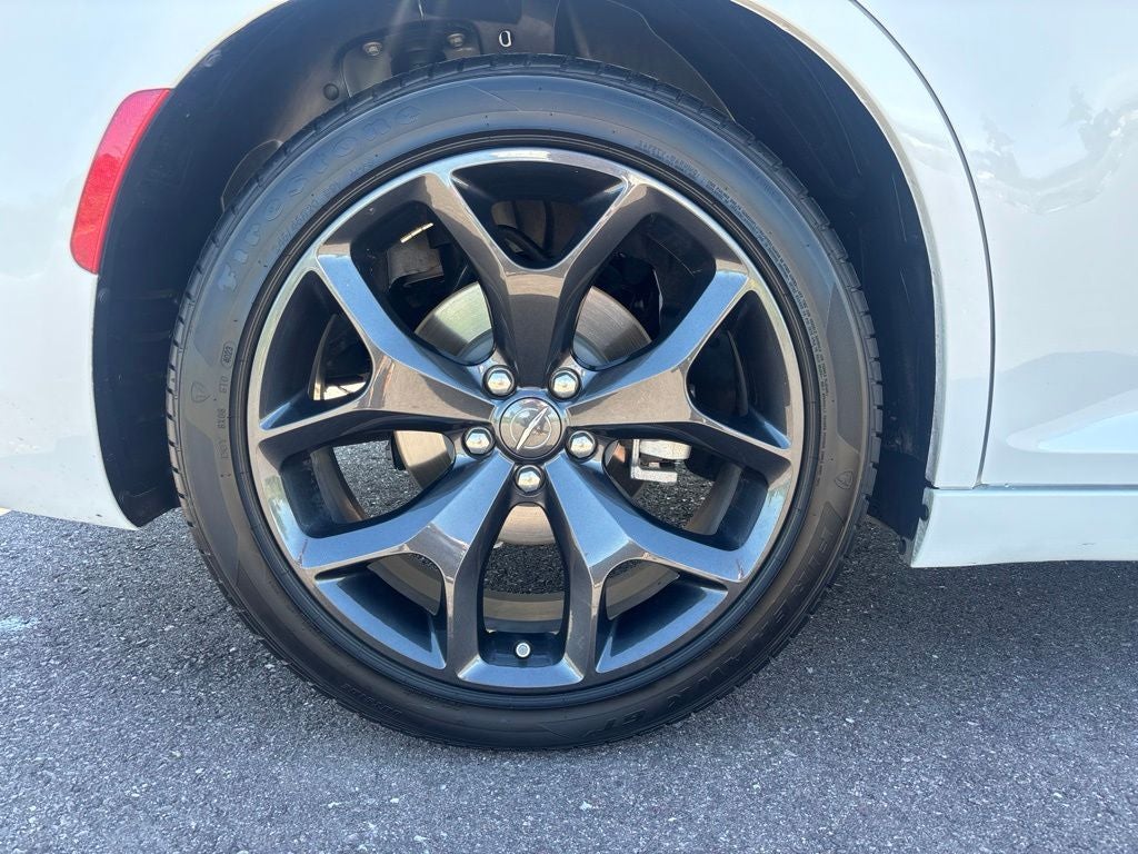 2023 Chrysler 300 S