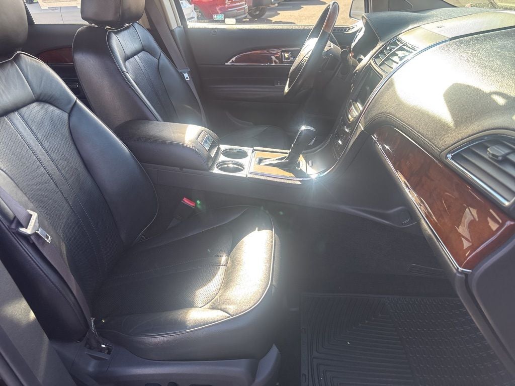 2013 Lincoln MKX Base