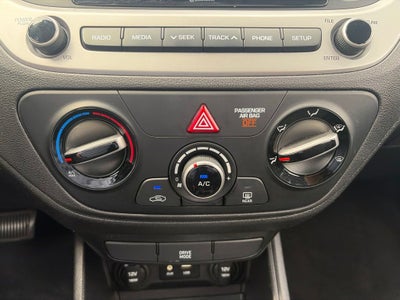 2020 Hyundai ACCENT SE