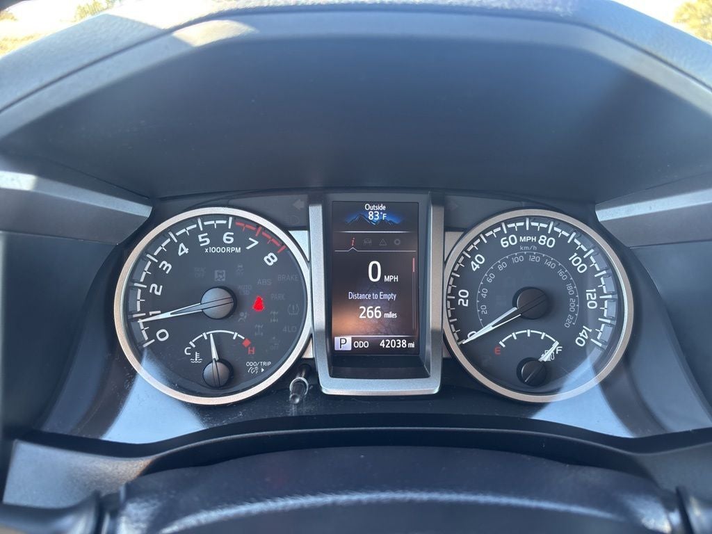 2022 Toyota Tacoma SR5 V6