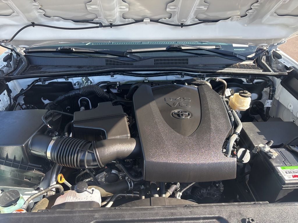 2022 Toyota Tacoma SR5 V6