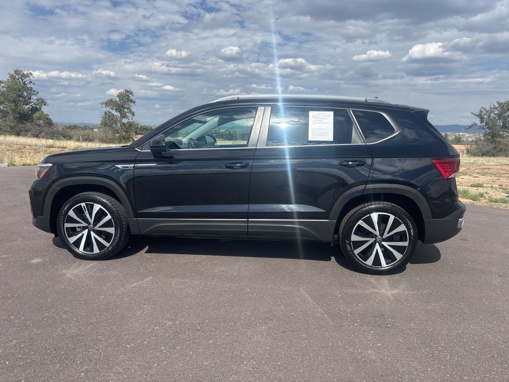 2024 Volkswagen Taos 1.5T SE