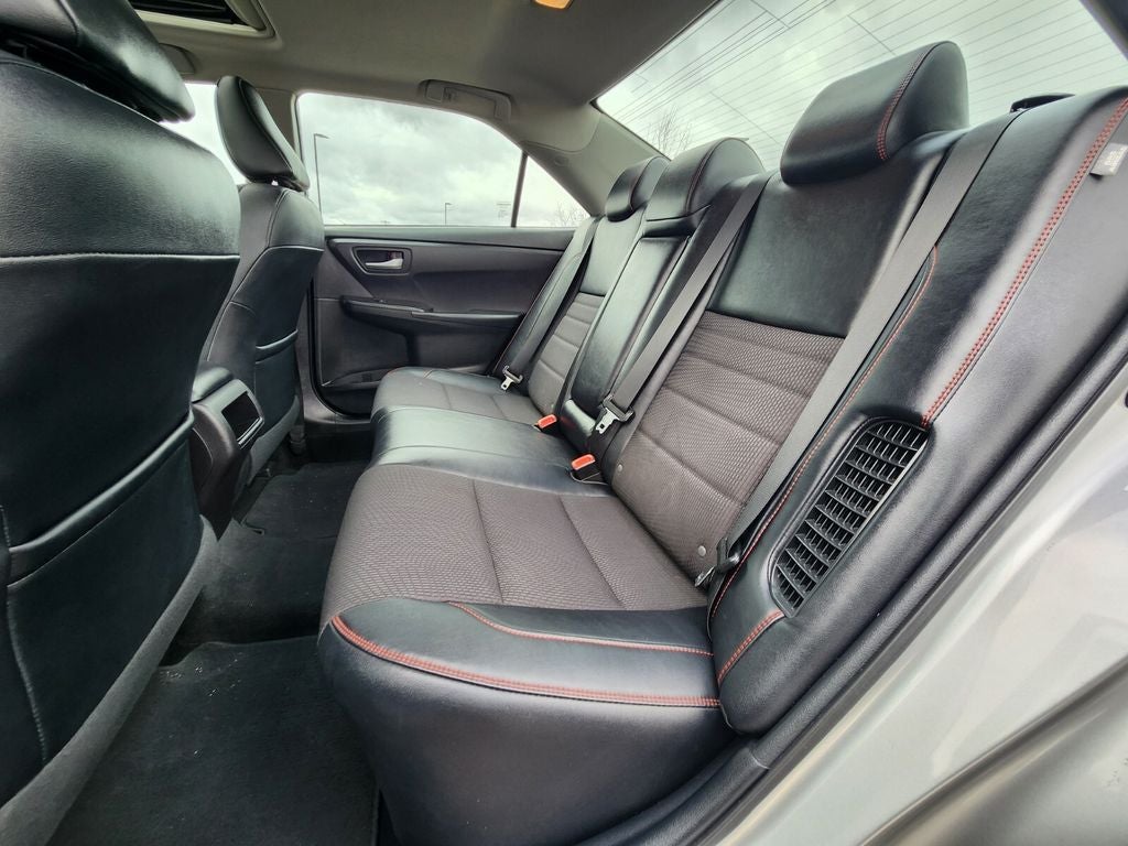 2017 Toyota Camry Hybrid SE