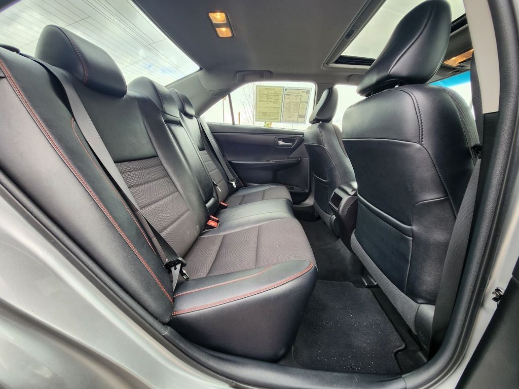 2017 Toyota Camry Hybrid SE