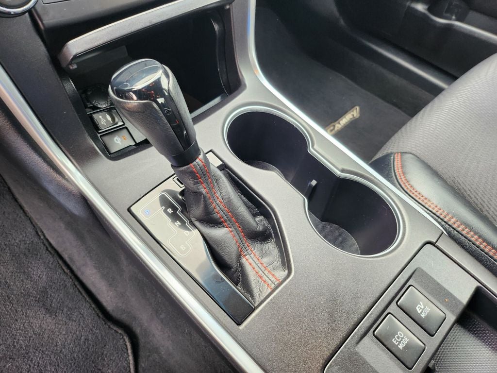 2017 Toyota Camry Hybrid SE