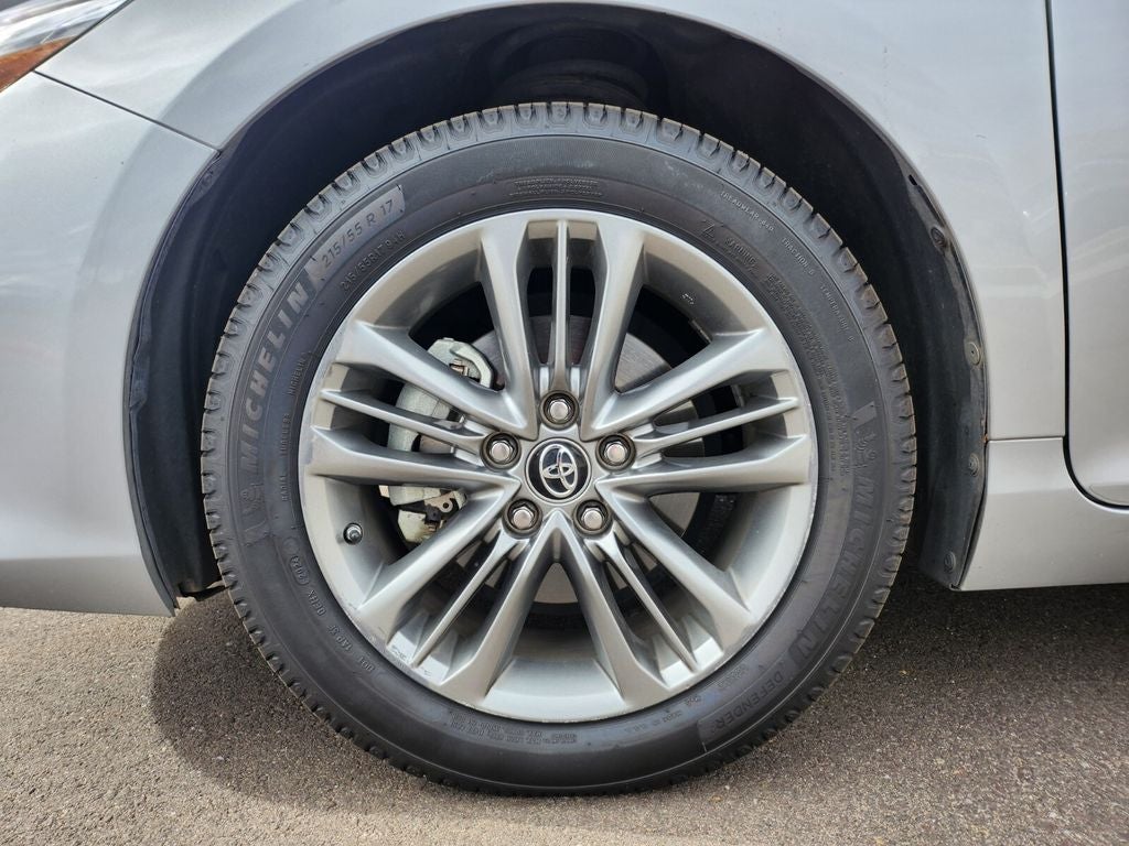 2017 Toyota Camry Hybrid SE