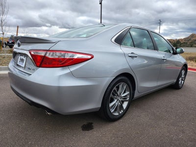 2017 Toyota Camry Hybrid SE