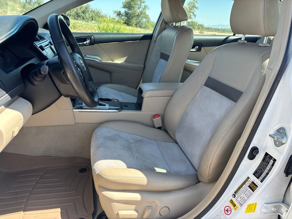 2012 Toyota Camry Hybrid XLE