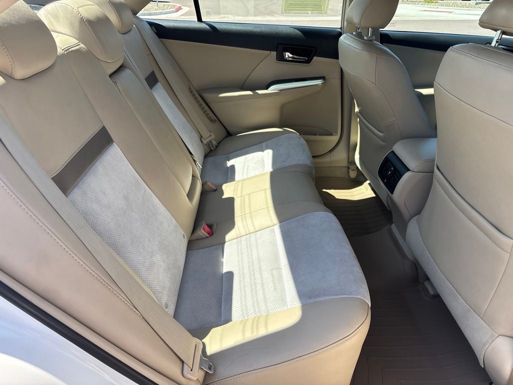 2012 Toyota Camry Hybrid XLE