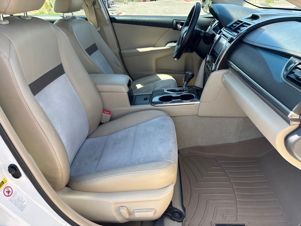 2012 Toyota Camry Hybrid XLE