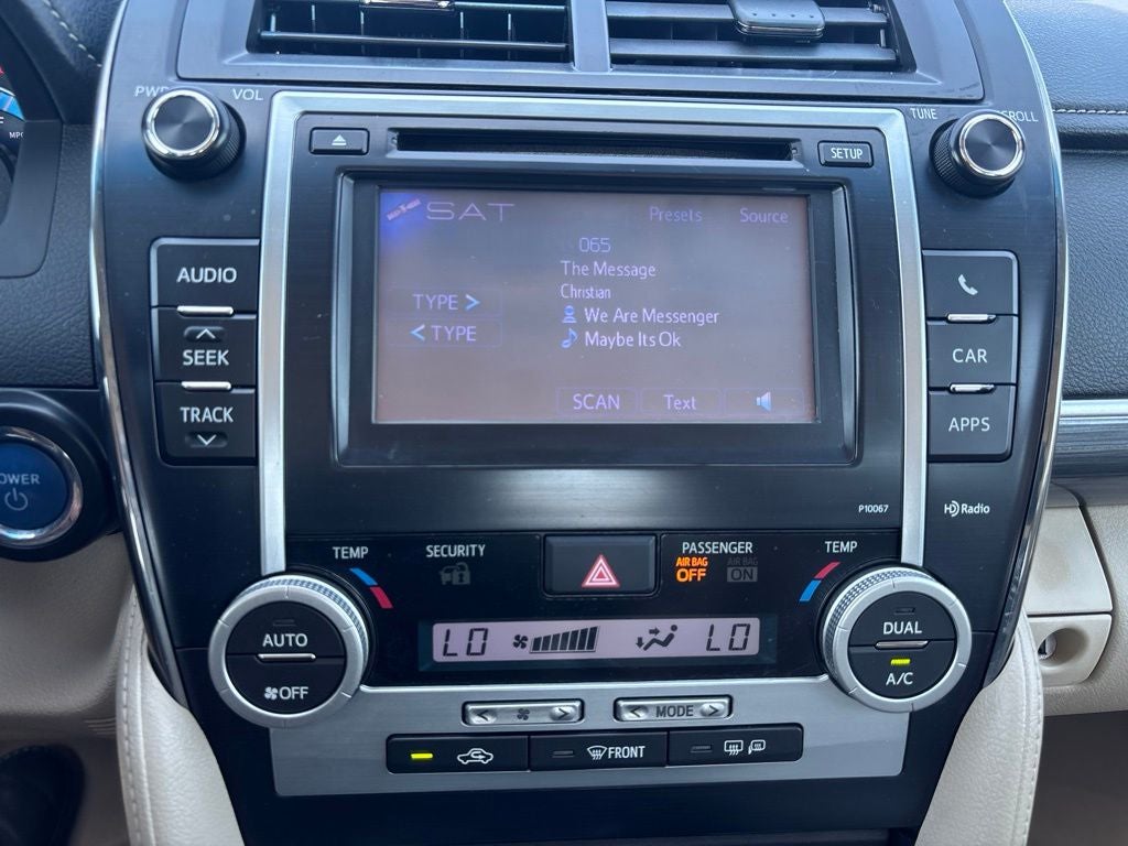 2012 Toyota Camry Hybrid XLE