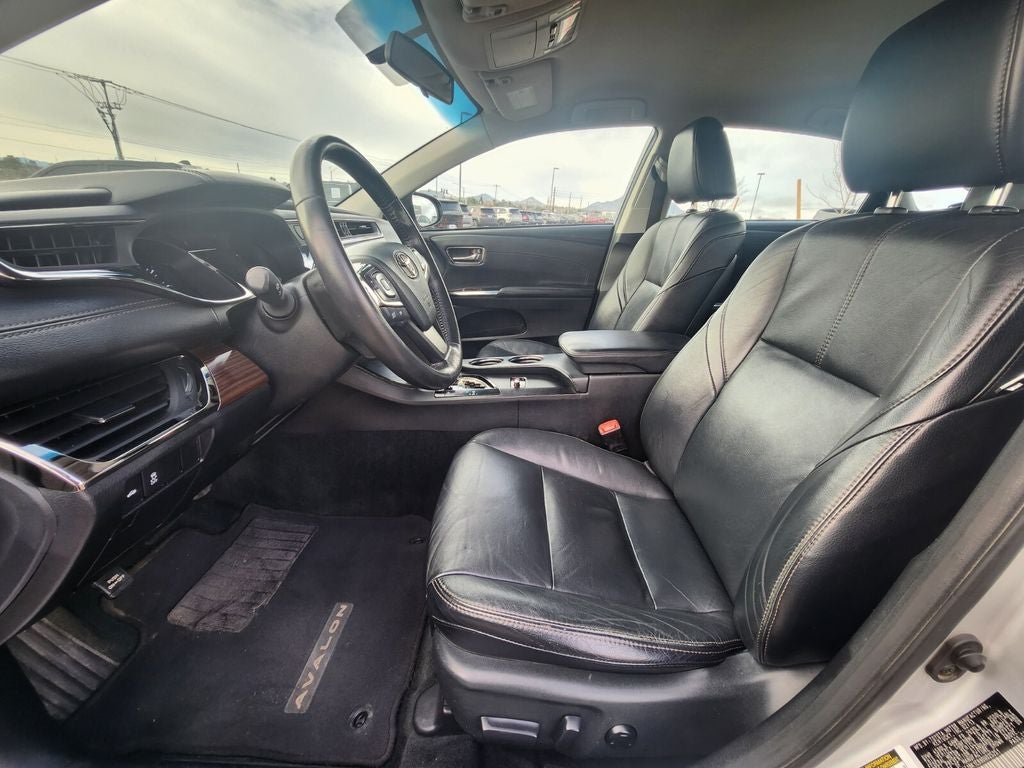 2013 Toyota Avalon XLE