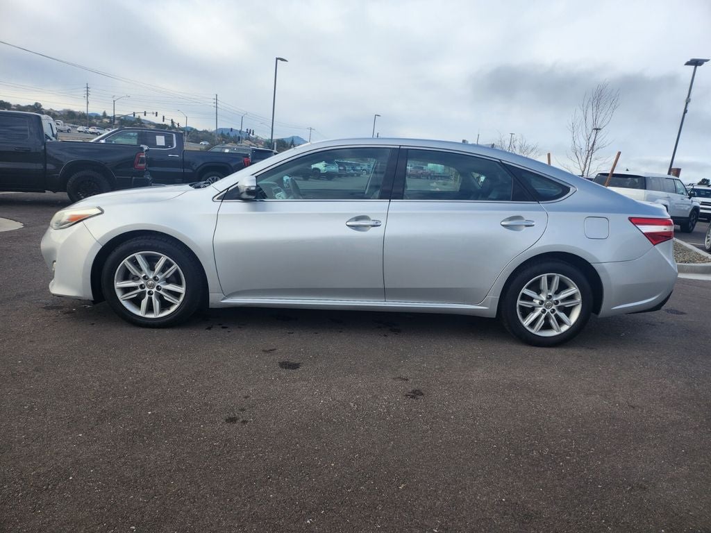 2013 Toyota Avalon XLE