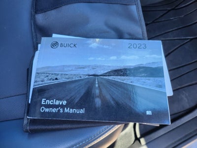 2023 Buick Enclave Essence
