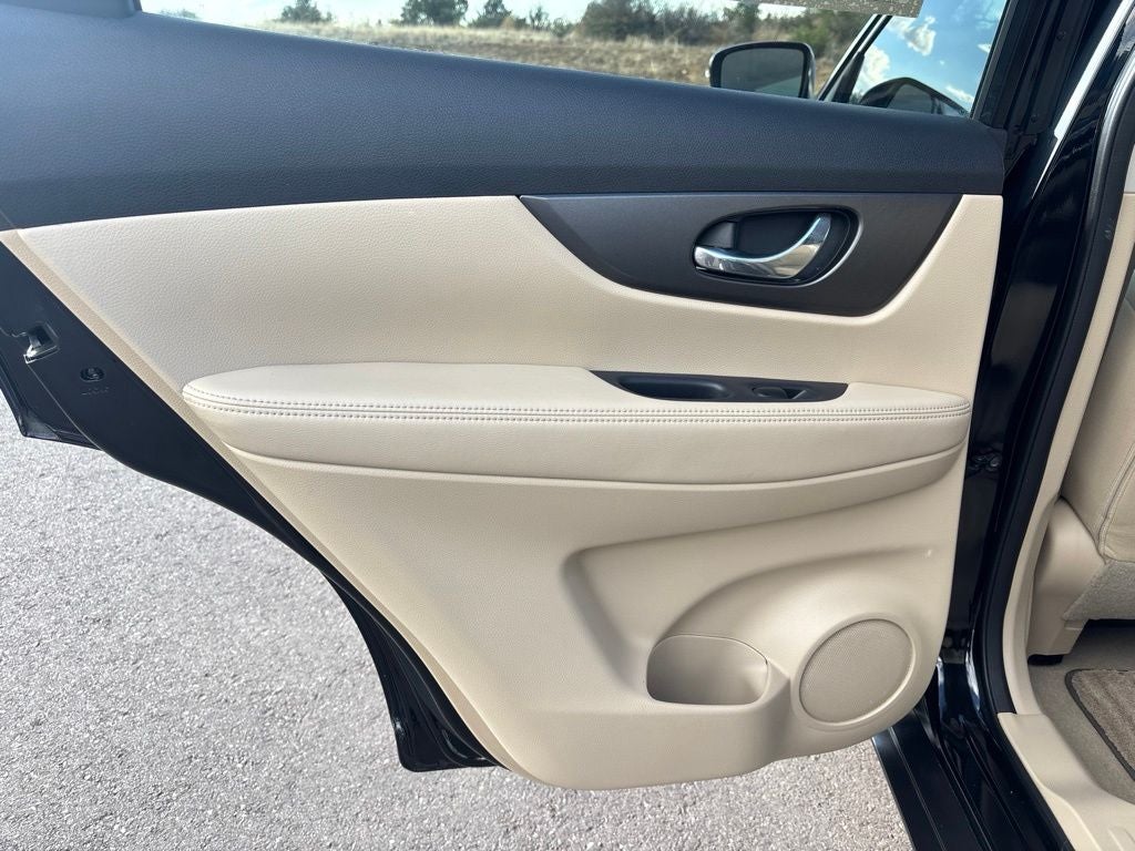 2015 Nissan Rogue SV