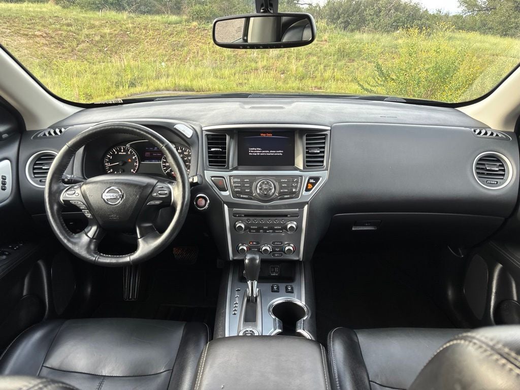 2020 Nissan Pathfinder SL