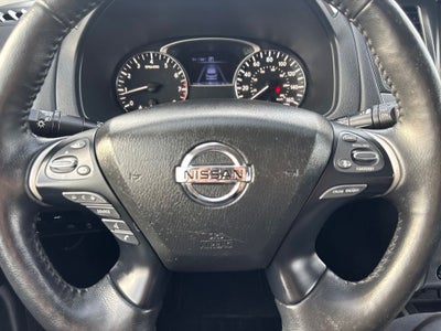 2020 Nissan Pathfinder SL