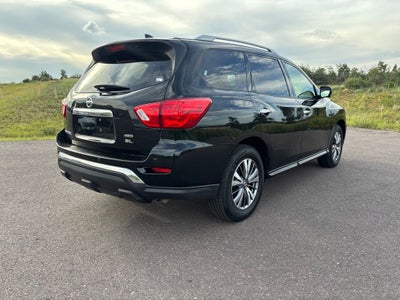 2020 Nissan Pathfinder SL