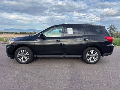 2020 Nissan Pathfinder SL