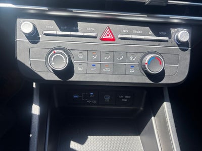 2025 Hyundai TUCSON SE