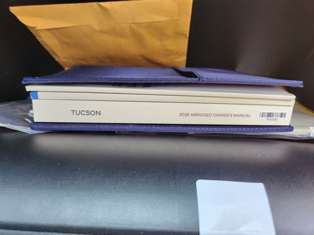 2026 Hyundai TUCSON SE