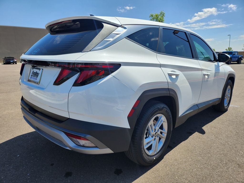 2026 Hyundai TUCSON SE