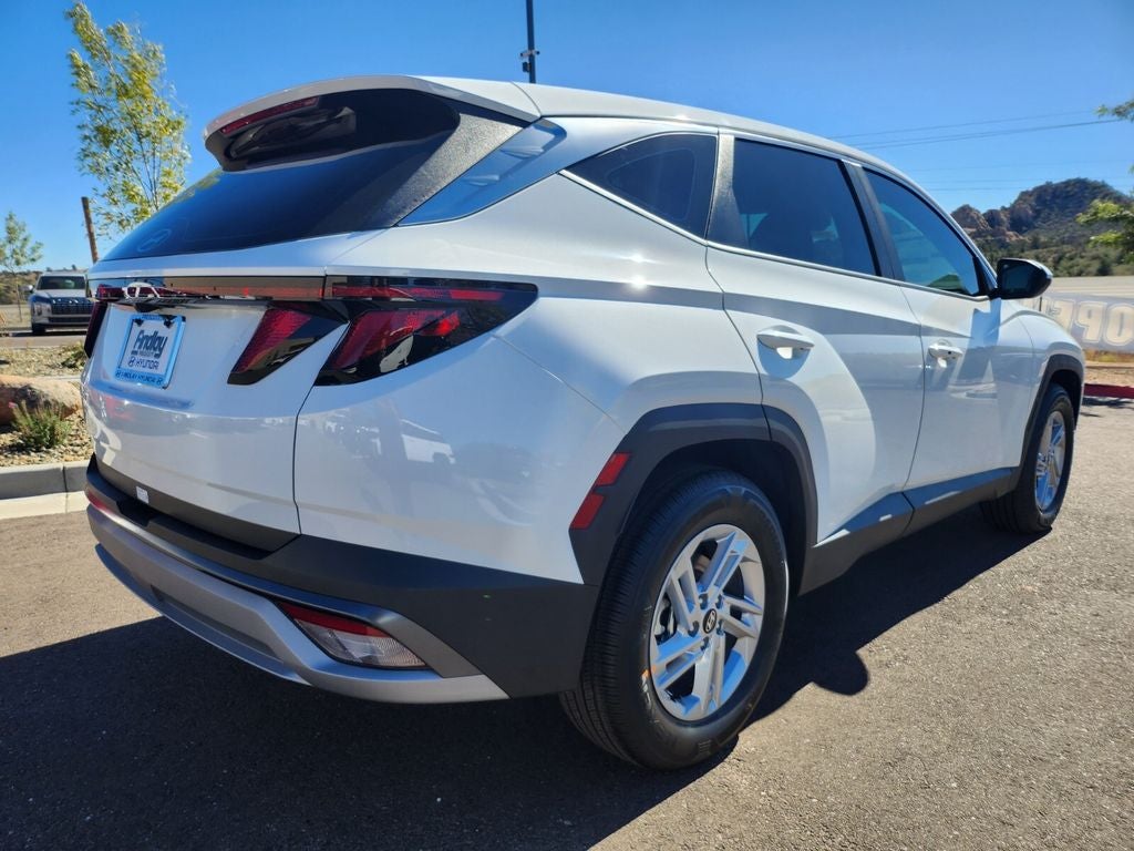 2026 Hyundai TUCSON SE